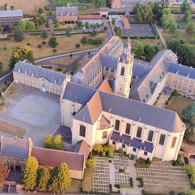 Abdij van Averbode vanuit de luchtballon