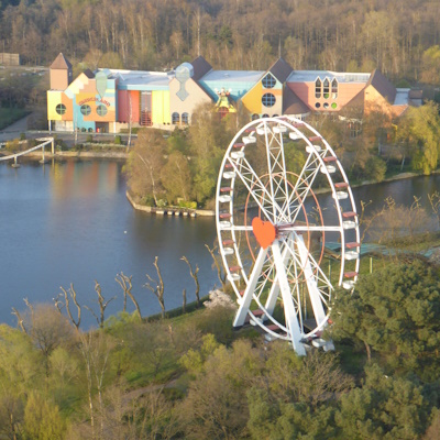 Reuzenrad en kinderland Bobbejaanland vanuit de luchtballon
